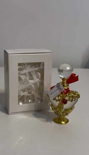 Perfumy 5 mł.  Impression.
 
 Perfumy z naturalnych eterycznych oliejków.
 Nuty głowy: 
 Bergamot. Clary Sage.
 Nuty serca: 
 Lavender. Ylang-Ylang. 
 Nuty bazowe: 
 Vanilla.