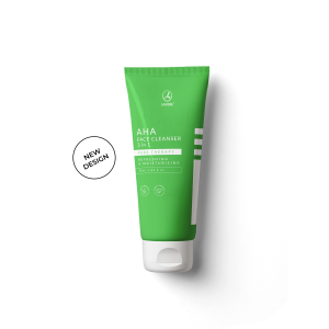 Złuszczający żel do mycia twarzy z kwasami AHA 3 w 1, Pure Therapy 80ml
 
 AHA w nowym designie wejdzie do sprzedaży po wyczerpaniu zapasów obecnej wersji.

Właściwe oczyszczenie to sekret młodej i zdrowej skóry! Żel myjący z kwasami AHA i naturalnymi drobinkami złuszczającymi 3 w 1 (żel + peeling + maska) usuwa wszelkiego rodzaju zanieczyszczenia i złuszcza martwe komórki. Stymuluje komórki do naturalnej naprawy i odnowy biologicznej skóry. Po aplikacji skóra staje się bardziej promienna. Nie zawiera SLS, SLES, parabenów i silikonów. Jeśli masz cerę tłustą lub mieszaną, skłonną do zaskórników, AHA Face Cleanser 3 w 1 jest produktem dla Ciebie.
 
 Działanie
 Peelingi usuwają zanieczyszczenia i obumarłe komórki zewnętrznej warstwy naskórka. Odblokowują też ujścia gruczołów łojowych i zapobiegają powstawaniu zaskórników peelingi pobudzają skórę do wytwarzania nowych komórek - dzięki czemu szybciej się ona regeneruje. Wpływają też na jej koloryt. Oczyszczona skóra jest gotowa na przyjęcie kremów, których składniki o wiele lepiej się wchłaniają. Peeling, stosowany regularnie, sprawia, że skóra staje się gładsza, bardziej elastyczna, lepiej ukrwiona - po prostu młodsza i piękniejsza.

Skóra cały czas ciężko pracuje, nieustannie wytwarza komórki, które przemieszczają się ku górze i produkują substancje wiążące wodę lub uszczelniające jej płaszcz lipidowy. Kiedy już wykonają swoje zadanie, powoli obumierają i złuszczają się. Są na bieżąco zastępowane nowymi komórkami. Właśnie w ten sposób skóra się regeneruje. Cały cykl trwa mniej więcej 28 dni, ale z wiekiem, na skutek spowolnienia metabolizmu, życia w ciągłym stresie i zanieczyszczonym środowisku, coraz bardziej się wydłuża. Skóra staje się szara, szorstka, zmęczona i szybciej się starzeje. Odpowiednio dobrane peelingi przyspieszają tempo złuszczania się naskórka.

AHA FACE CLEANSER 3 IN 1

Wielozadaniowy żel do mycia twarzy z kwasami AHA i naturalnymi drobinkami złuszczającymi. Dogłębnie oczyszcza skórę, usuwając wszelkie zanieczyszczenia i złuszczając martwe komórki. Stymuluje komórki do naturalnej odnowy i biologicznej regeneracji.

oczyszcza skórę z makijażu, zanieczyszczeń i nadmiaru sebum
delikatnie złuszcza zrogowaciały naskórek
odblokowuje i zwęża rozszerzone pory
normalizuje wydzielanie sebum i eliminuje błyszczenie
nawilża i łagodzi podrażnienia
pozostawia skórę zmatowioną i odświeżoną
 
 Składniki aktywne
 KWASY AHA - AKOMPLEX AHA FRUIT - wieloowocowe AHA są skoncentrowanym ekstraktem naturalnych, peelingujących kwasów, czarnej borówki, trzciny cukrowej, syropu klonowego, pomarańczy i cytryny. Charakteryzują się tym, że przy wyższym stężeniu mają stosunkowo niski potencjał drażniący.
RESPLANTA BABASSU - wzmacnia naturalną barierę ochronną skóry oraz spowalnia fotostarzenie. Zawiera dużo nasyconego kwasu laurynowego, odpowiedzialnego za działanie przeciwbakteryjne i antyseptyczne. Ma właściwości regenerujące.
KULKI PEELINGUJĄCE - z kwasu polimlekowego, całkowicie biodegradowalne.
 
 Sposób użycia
 Jako żel: nałóż małą ilość na wilgotną skórę twarzy. Umyj twarz delikatnie, okrężnymi ruchami, a następnie zmyj wodą. Do użytku codziennego.
Jako peeling: nałóż małą ilość na wilgotną skórę twarzy. Delikatnie masuj, ok 2 minut, omijając okolice oczu, a następnie zmyj wodą. Do użytku dwa razy w tygodniu.
Jako maseczka: nałóż cienką warstwę na twarz i zostaw na 4-5 minut. Zmyj wodą. Nakładaj dwa razy w tygodniu. Uważaj, aby produkt nie dostał się do oczu. Jeśli wystąpią podrażnienia, zaprzestań aplikacji
 
 INCI
 AQUA, COCAMIDOPROPYL BETAINE, SODIUM LAUROYL METHYL ISETHIONATE, POLYLACTIC ACID, SODIUM METHYL OLEOYL TAURATE, DISODIUM COCOAMPHODIACETATE, POLYSORBATE 20, TRIETHANOLAMINE, BABASSU OIL GLYCERETH-8 ESTERS, LAURYL GLUCOSIDE, COCO-GLUCOSIDE, ACRYLATES/C10-30 ALKYL ACRYLATE CROSSPOLYMER, TARTARIC ACID, MALIC ACID, CITRIC ACID, LACTIC ACID, GLYCOLIC ACID, PYRUS MALUS JUICE, VITIS VINIFERA LEAF EXTRACT, VACCINIUM MYRTILLUS LEAF EXTRACT, CITRUS LIMON FRUIT EXTRACT, SACCHARUM O­CINARUM EXTRACT, PROPYLENE GLYCOL, PARFUM, SODIUM BENZOATE, POTASSIUM SORBATE, DISODIUM EDTA
